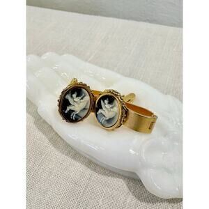 Vintage Dante Gold Tone Mythological Cameo Cufflinks